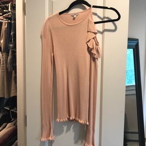 Guess light pink sweater